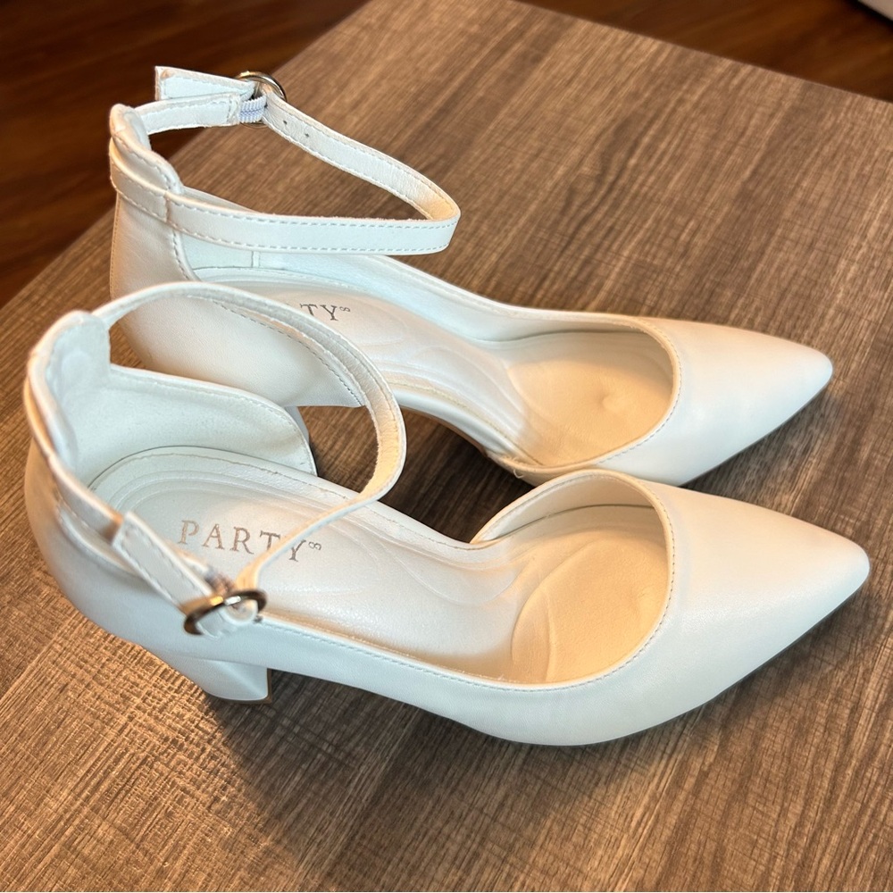 PARTY Women's 3.5 inch chunky heel ankle strap pumps size 8 - Picture 9 of 11